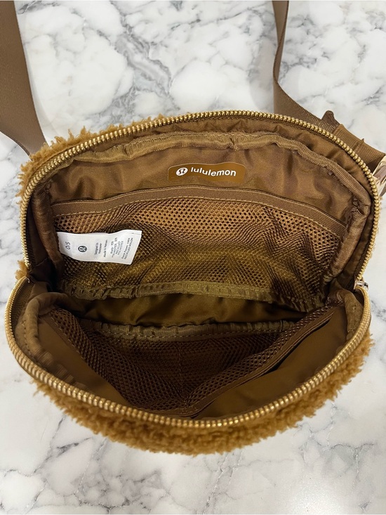 brown lululemon belt bag Lululemon Everywhere Fleece Belt Bag Burnt Caramel Brown Gold Hardware OS